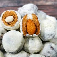西域皇后 新疆特产新疆奶枣加巴旦木500g