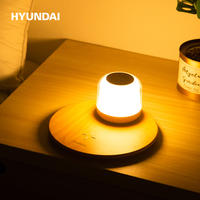 HYUNDAI现代-时尚炫彩磁吸夜灯无线充音箱 YH-F020